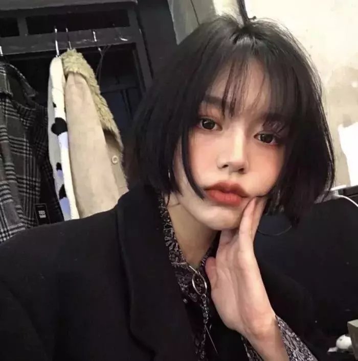 黄文秀